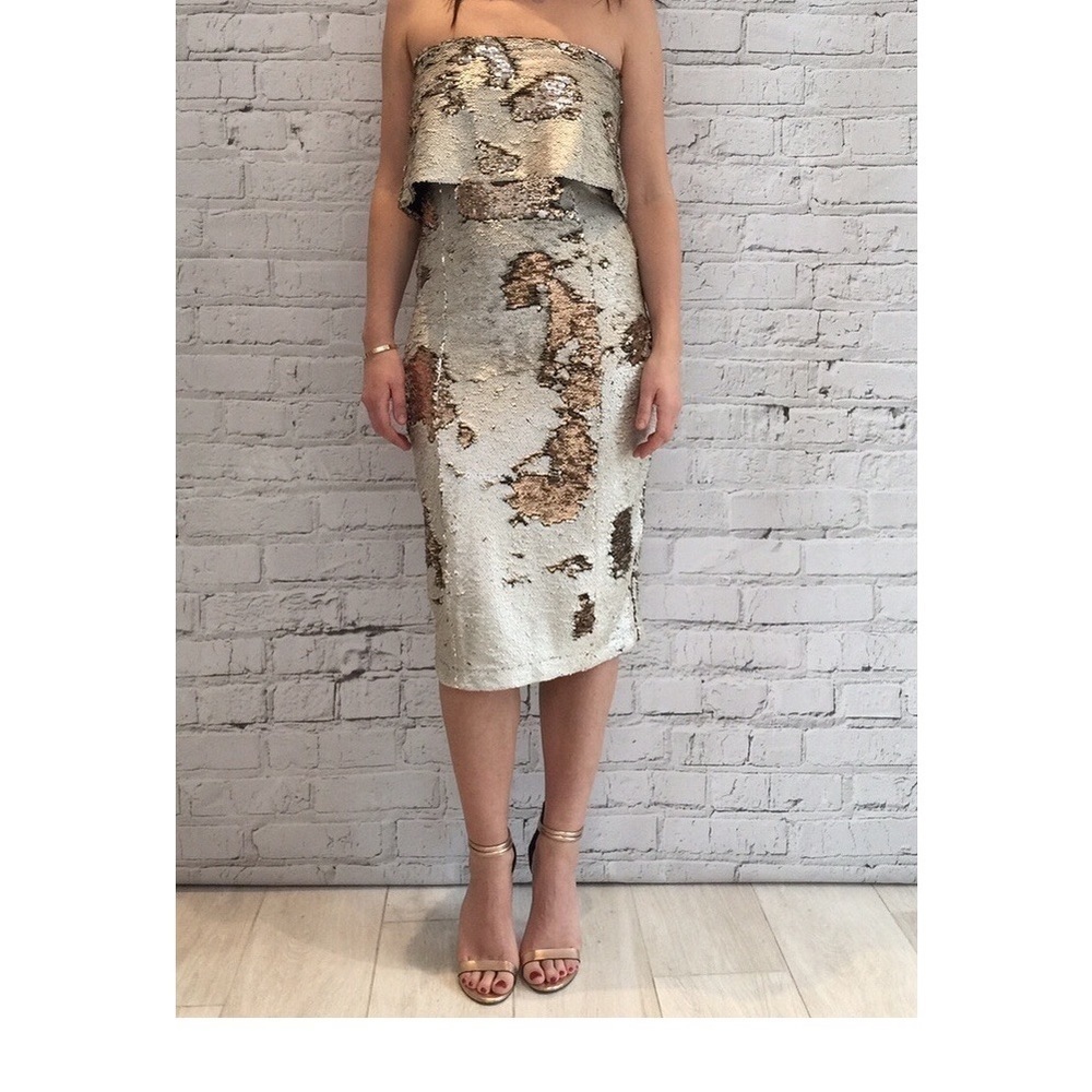 Fun! Reversible Lavish Alice sequin Bandeau crop midi dress!​​​​​​​​​​​